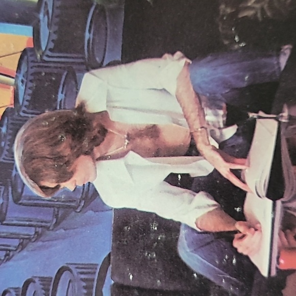 1976 Hall & Oates Vintage Vinyl Bigger Than Both of Us, Poster Included - Picture 4 of 16